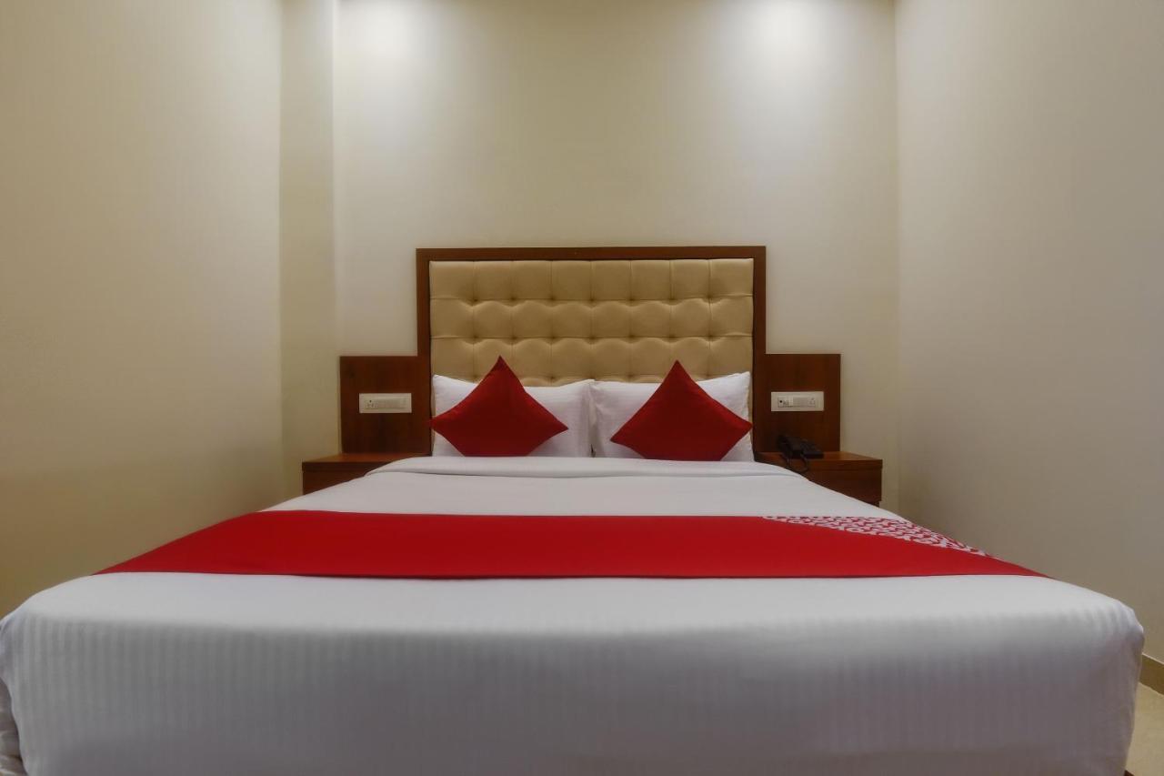 Hotel Oyo Shubham Residency Bhiwandi Esterno foto